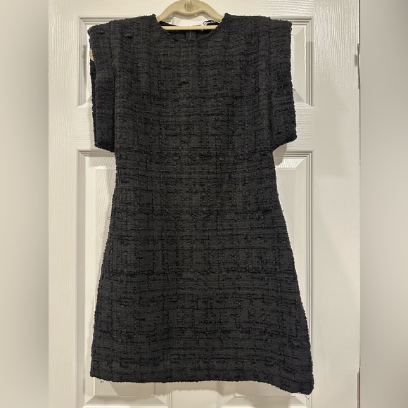 ZARA SHORT STRUCTURED DRESS ZW COLLECTION; SIZE SMALL; NWT - Picture 3 of 10